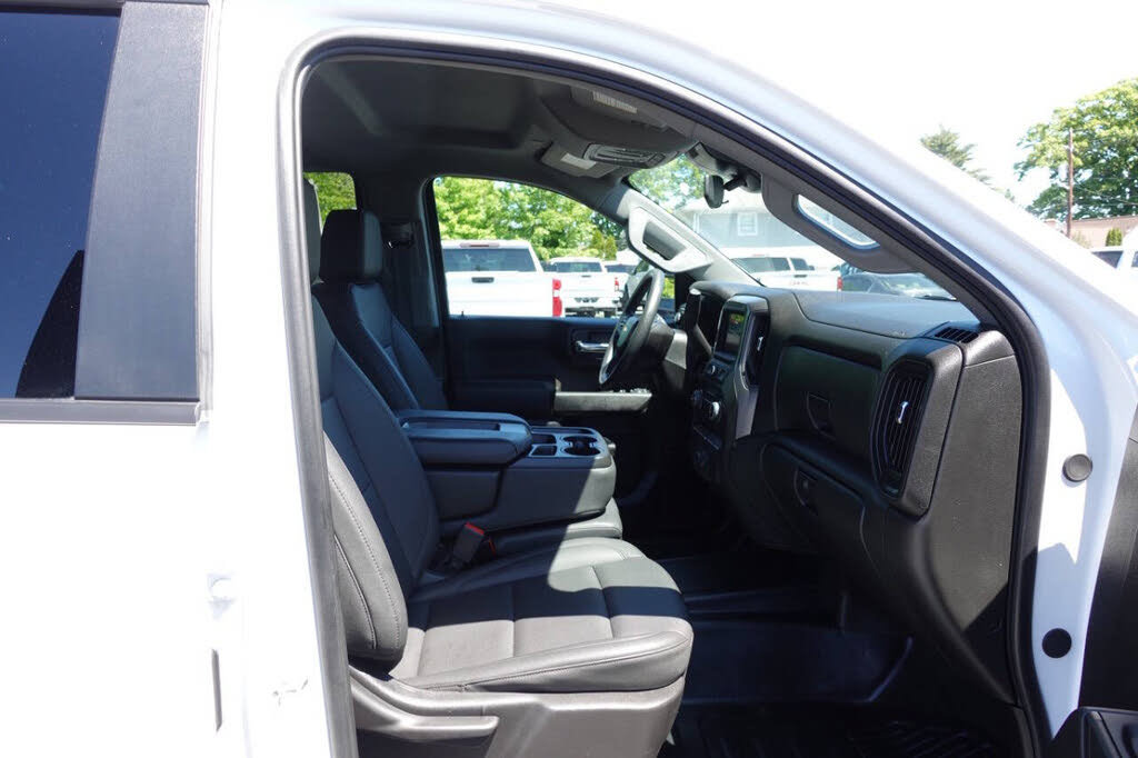 Used 2024 Chevrolet Silverado 1500 W/T w/ WT Value Package AWD/4WD image 37