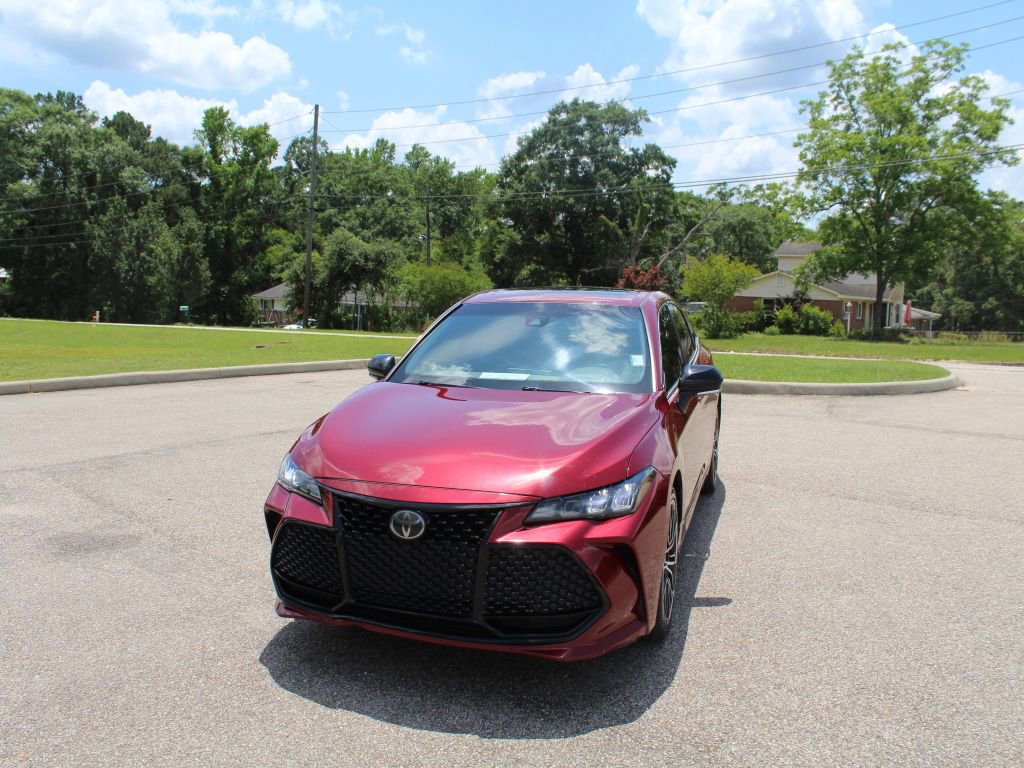 Used 2019 Toyota Avalon XSE FWD image 5