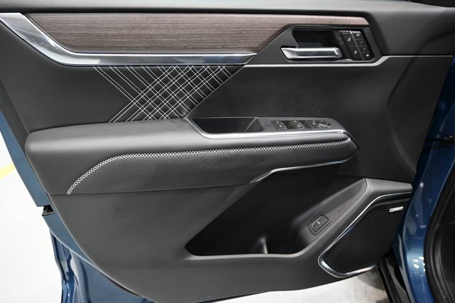 New 2026 GMC Acadia Denali w/ Super Cruise Package image 27