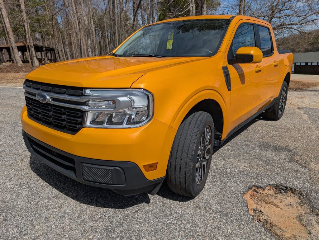 Used 2022 Ford Maverick Lariat image 1