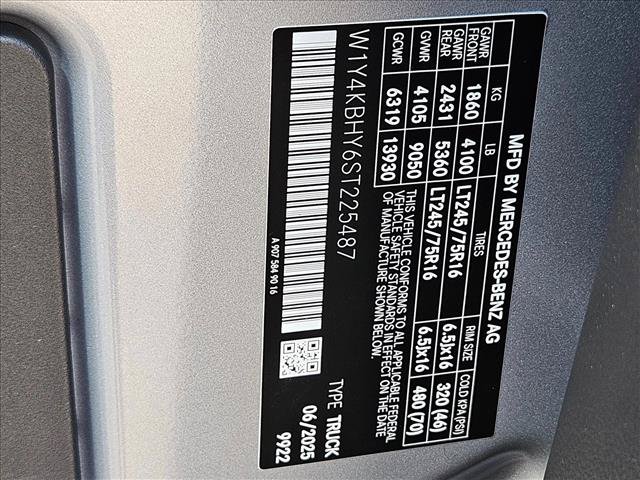 Used 2025 Mercedes-Benz Sprinter 2500 image 26