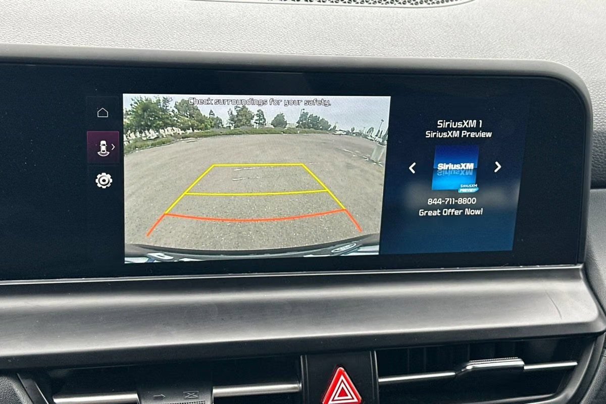 Used 2024 Kia Seltos EX FWD image 22
