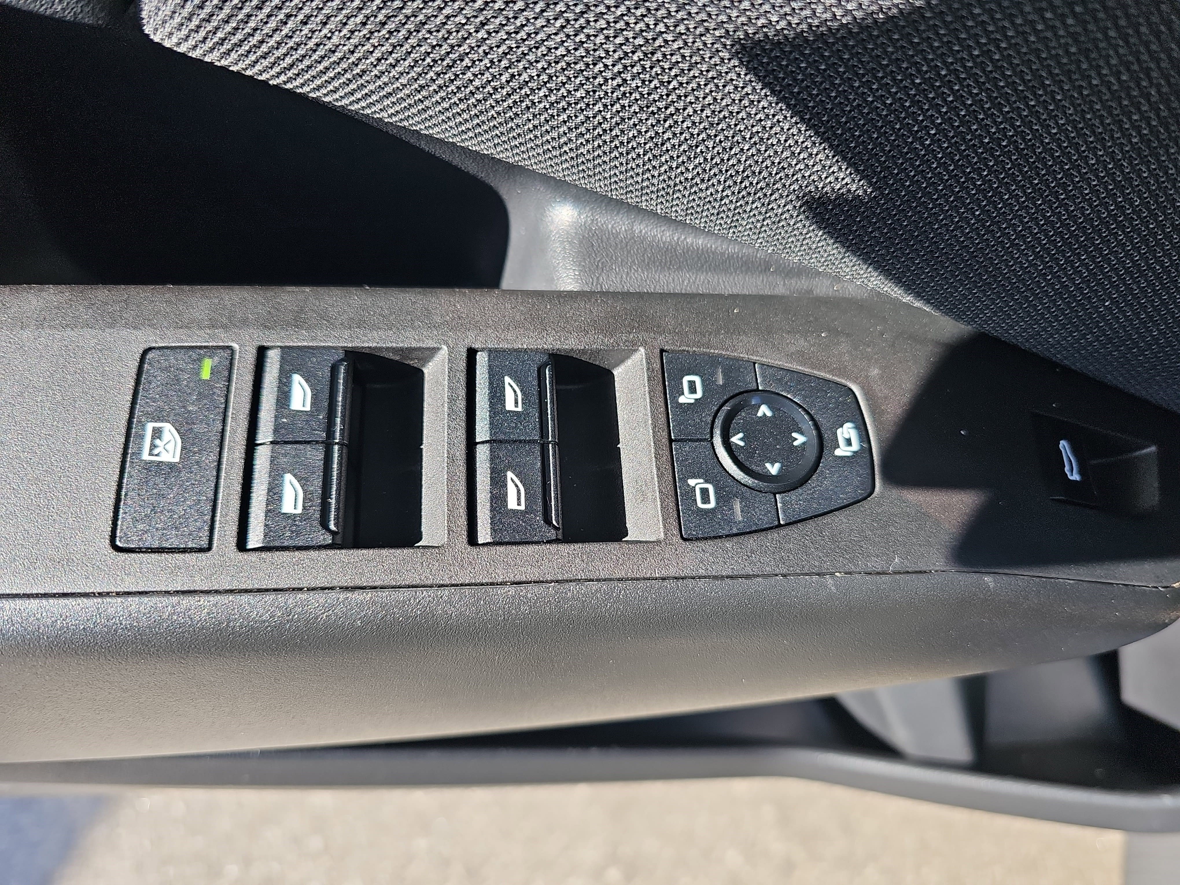 Certified 2025 BMW X3 xDrive30i w/ Premium Package image 29