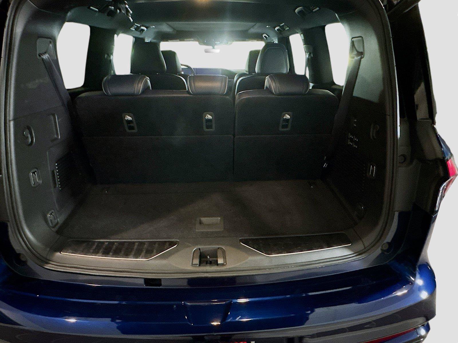 Used 2026 INFINITI QX80 Luxe AWD/4WD image 25