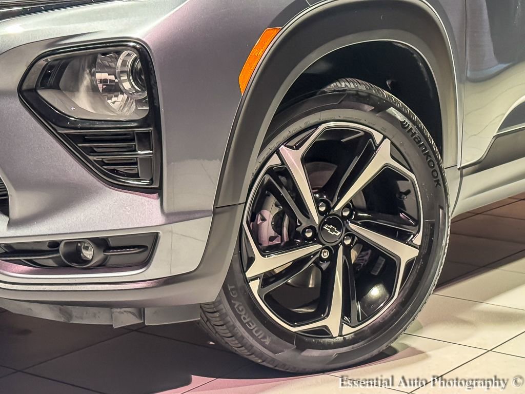 Used 2022 Chevrolet TrailBlazer RS w/ Technology Package image 4