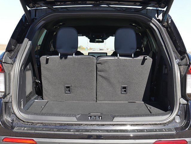 New 2025 Ford Explorer ST image 28