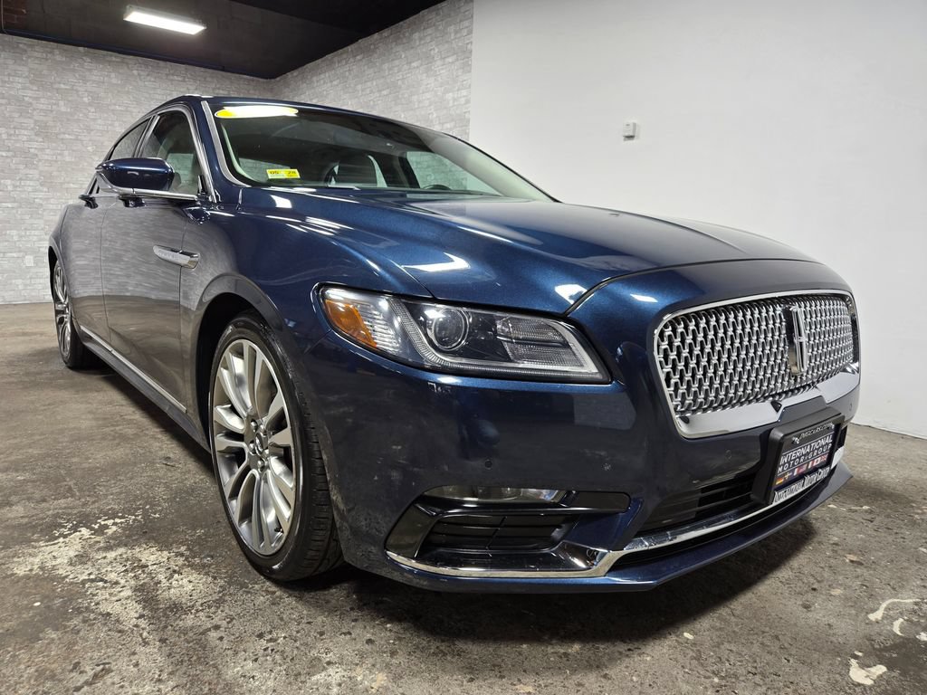 Used 2017 Lincoln Continental Reserve w/ Climate Package AWD/4WD image 4