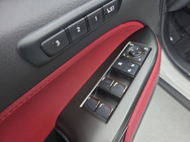 Certified 2025 Lexus NX 250 FWD w/ Towing Package (2000 Lbs) image 13