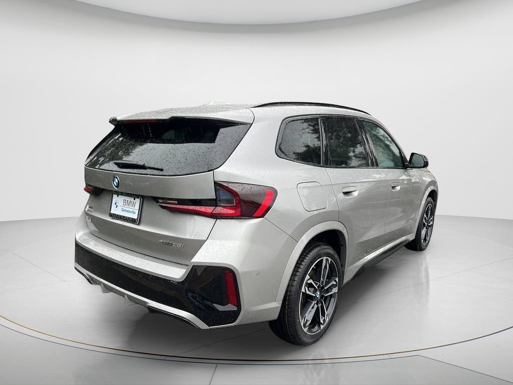 Used 2023 BMW X1 xDrive28i w/ Premium Package AWD/4WD image 4