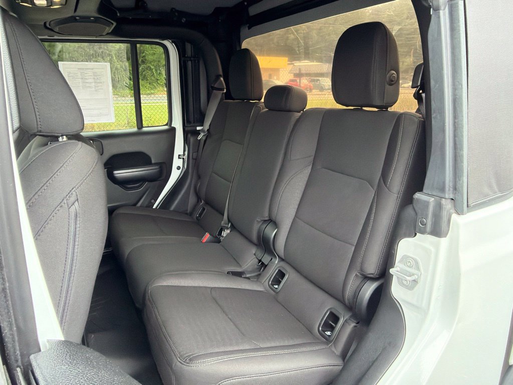 Used 2020 Jeep Gladiator Sport w/ Quick Order Package 23S AWD/4WD image 20