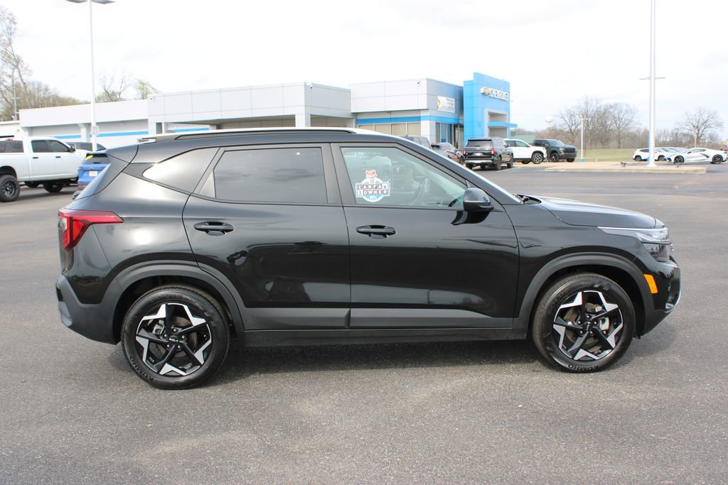 Used 2025 Kia Seltos S image 11