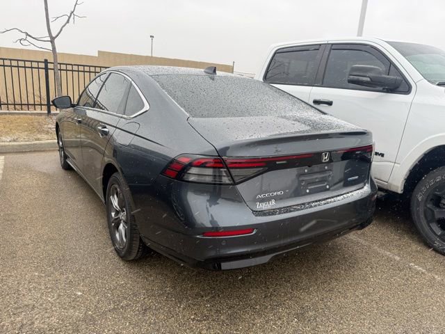 Used 2023 Honda Accord EX-L image 4