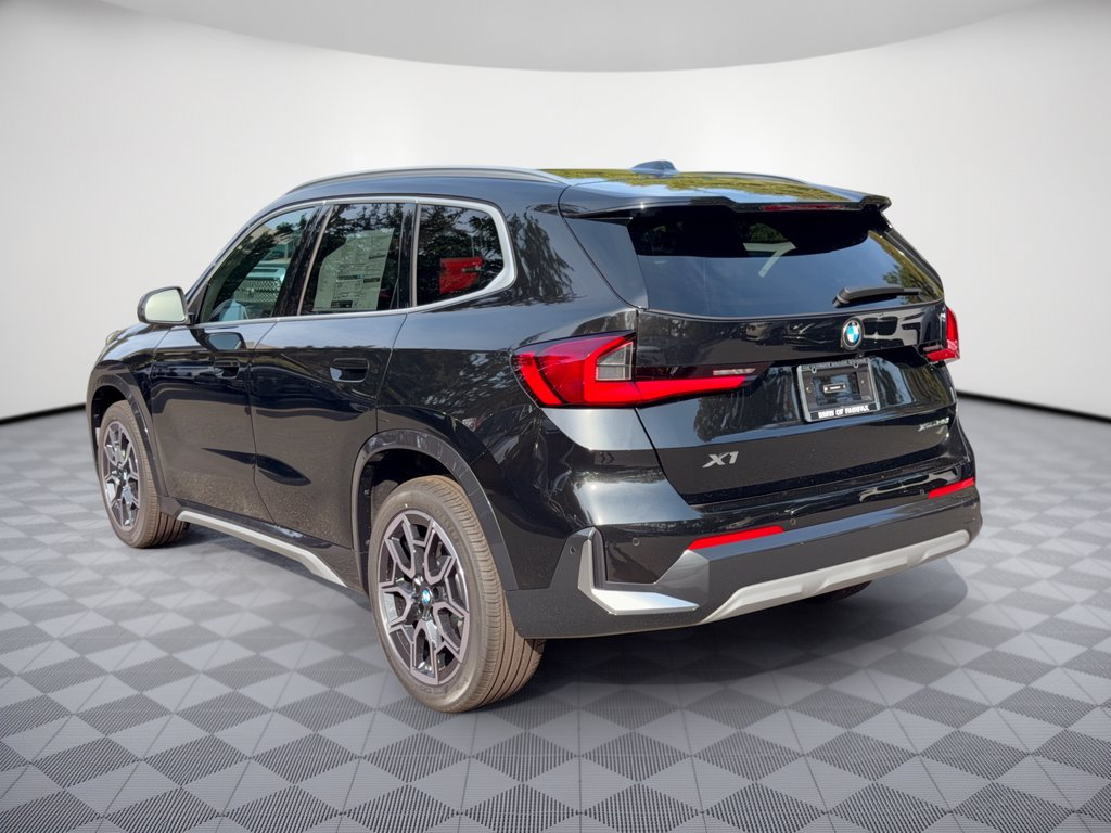 New 2027 BMW X1 xDrive28i w/ Technology Package AWD/4WD image 3