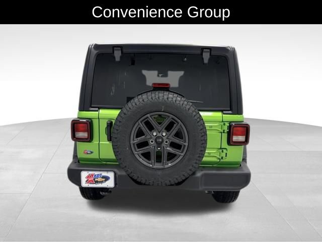 Used 2025 Jeep Wrangler Unlimited Sport AWD/4WD image 5