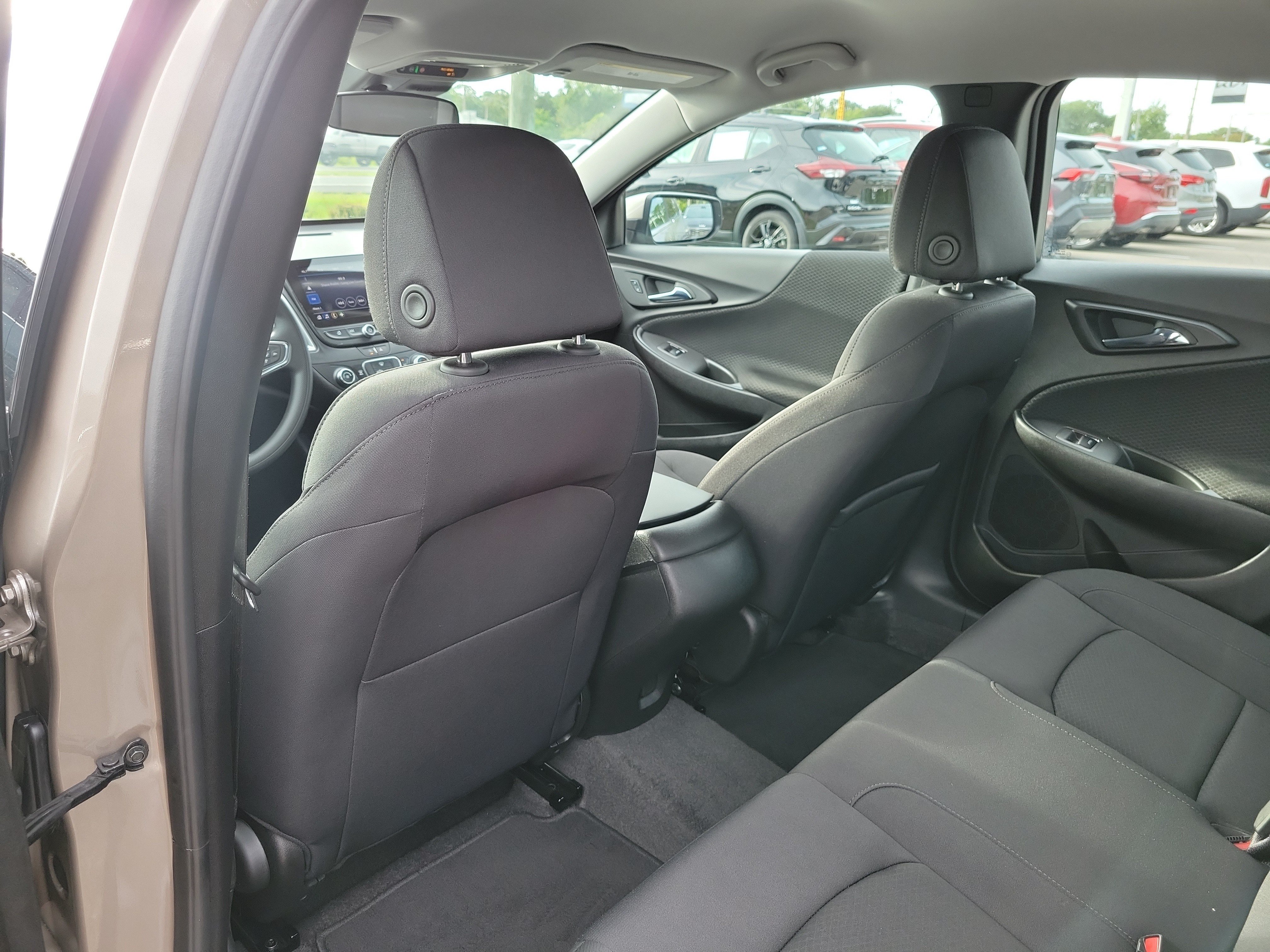 Used 2024 Chevrolet Malibu LS FWD image 13