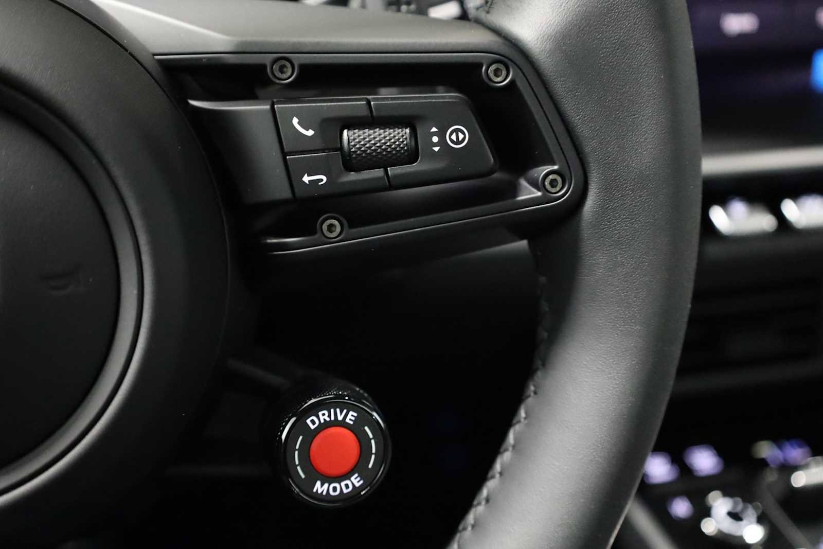 New 2026 Porsche 911 Carrera image 26