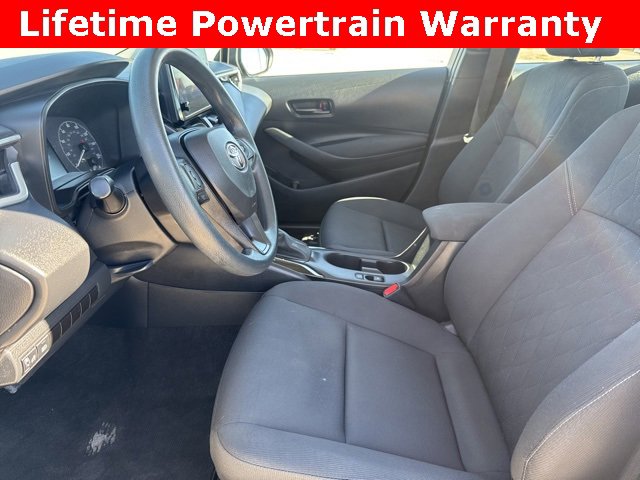 Used 2023 Toyota Corolla LE image 2