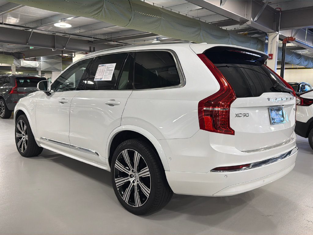 Certified 2025 Volvo XC90 T8 Plus w/ Protection Package Premier AWD/4WD image 6