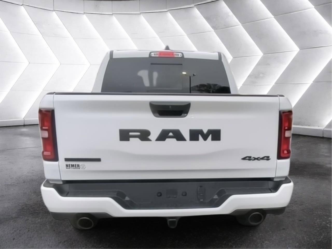New 2026 RAM 1500 Big Horn AWD/4WD image 6