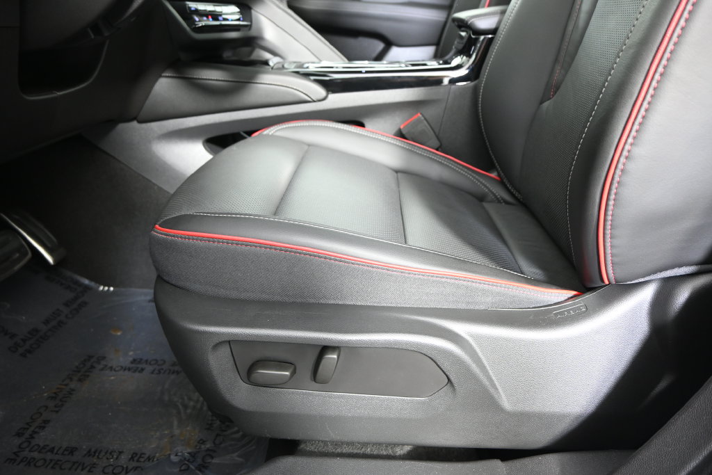 Used 2023 Buick Envision Essence w/ Sport Touring Package AWD/4WD image 22