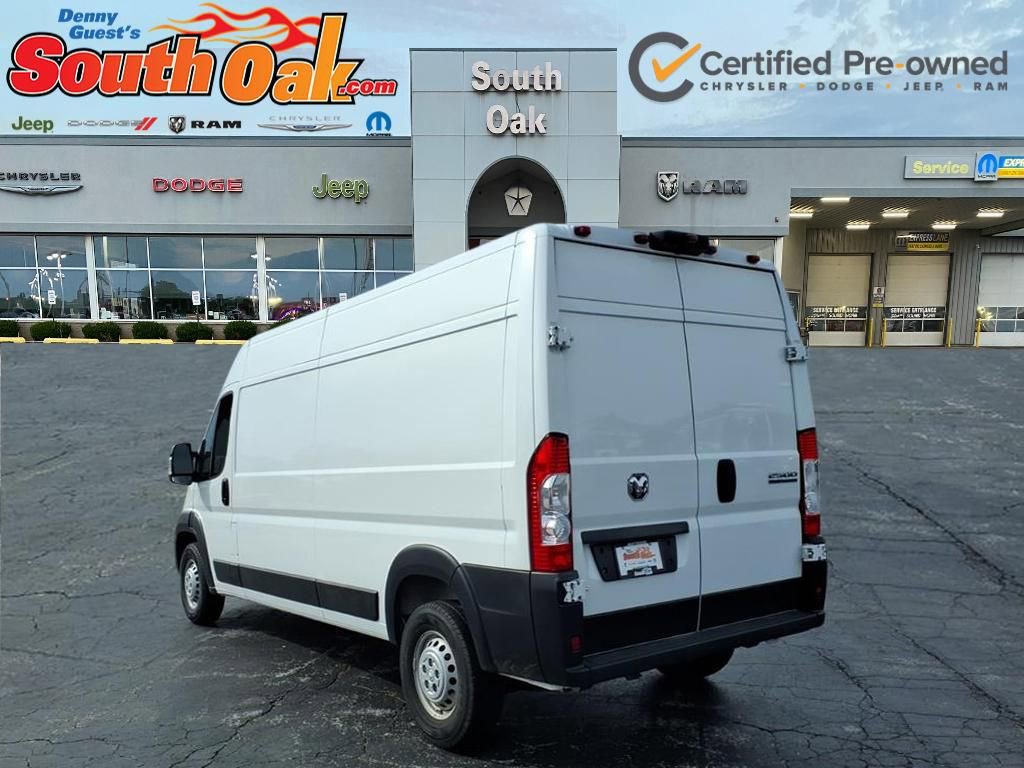 Used 2025 RAM ProMaster 2500 w/ Convenience Group FWD image 3