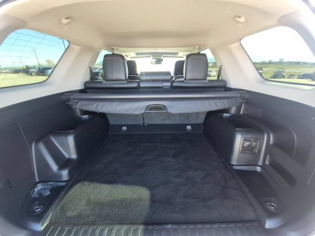 Used 2022 Toyota 4Runner SR5 Premium w/ Moonroof Package AWD/4WD image 22