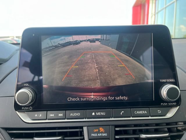 Used 2023 Nissan Altima 2.5 SV FWD image 16