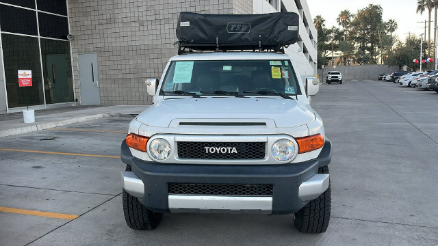Used 2012 Toyota FJ Cruiser 4WD w/ Upgrade Pkg image 2