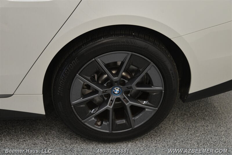 Used 2023 BMW i4 eDrive35 w/ Premium Package RWD image 53