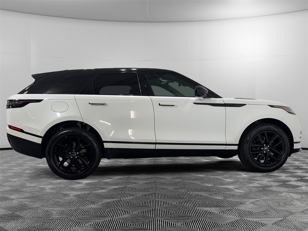 New 2026 Land Rover Range Rover Velar Dynamic SE image 6