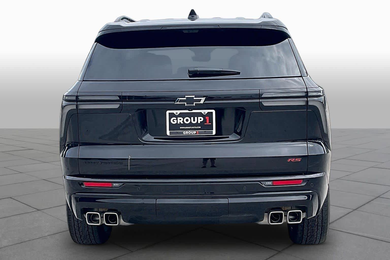 Used 2025 Chevrolet Traverse RS w/ LPO, Floor Liner Package FWD image 5
