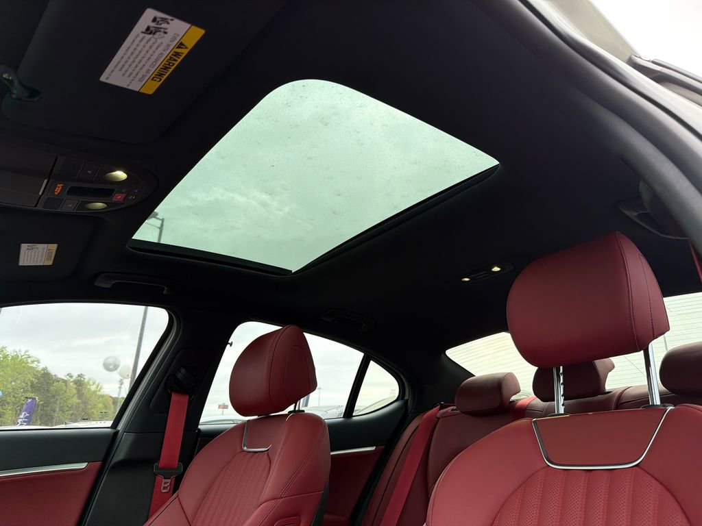 Used 2025 Genesis G70 2.5T w/ Sport Prestige Package image 32