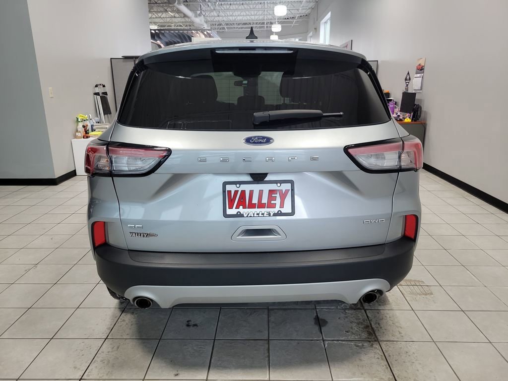 Used 2022 Ford Escape SE w/ Convenience Package image 6
