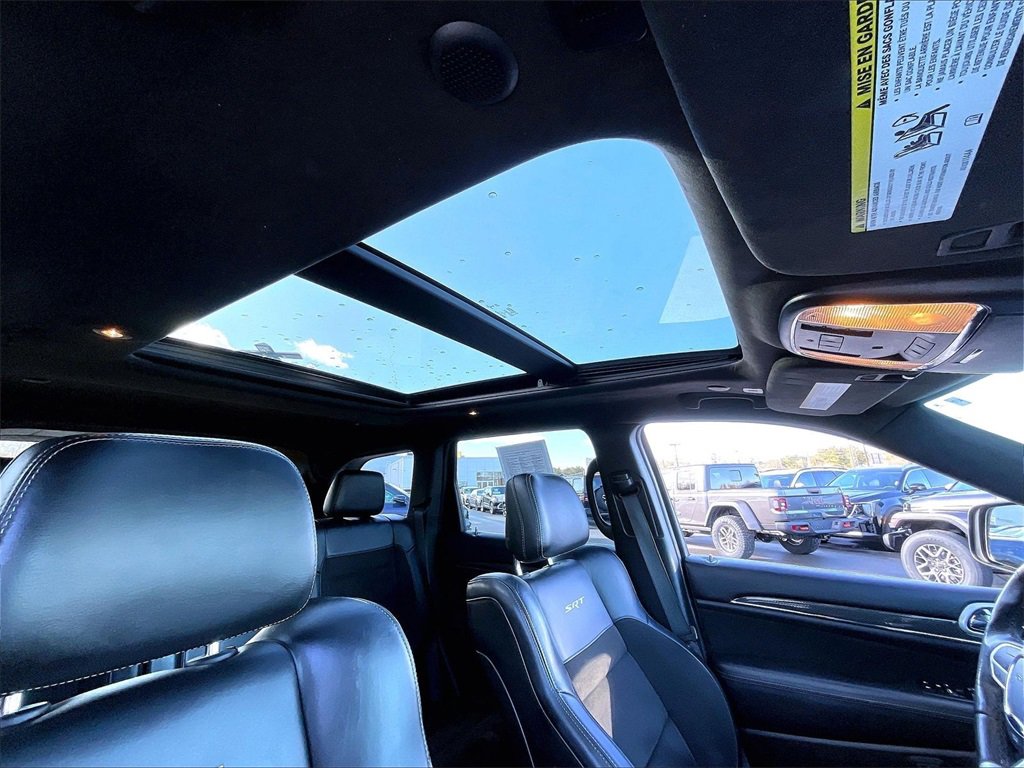 Used 2020 Jeep Grand Cherokee SRT image 21