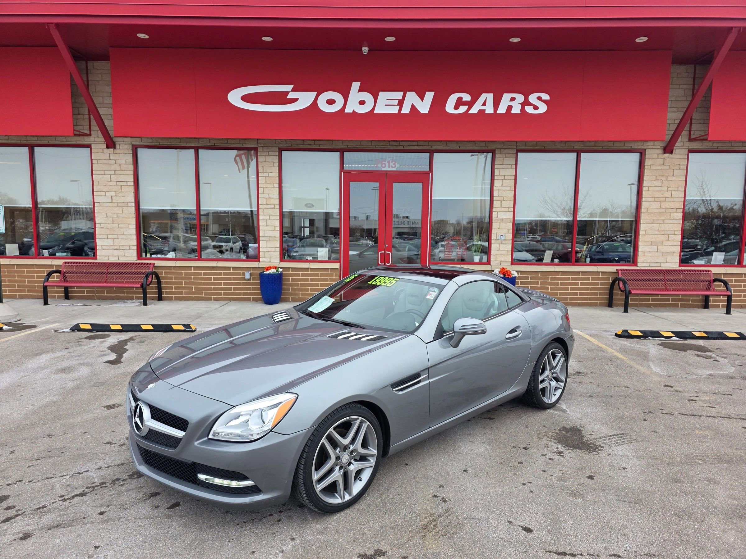 Used 2015 Mercedes-Benz SLK 250 w/ Premium Package image 1