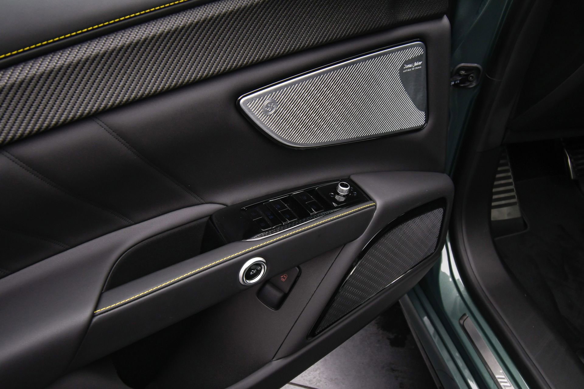 New 2025 Maserati Grecale Modena image 42