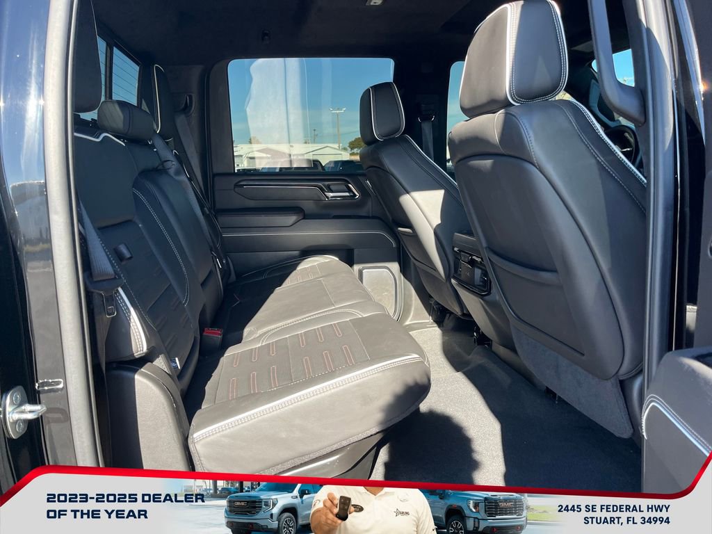 Used 2024 GMC Sierra 2500 AT4X image 17