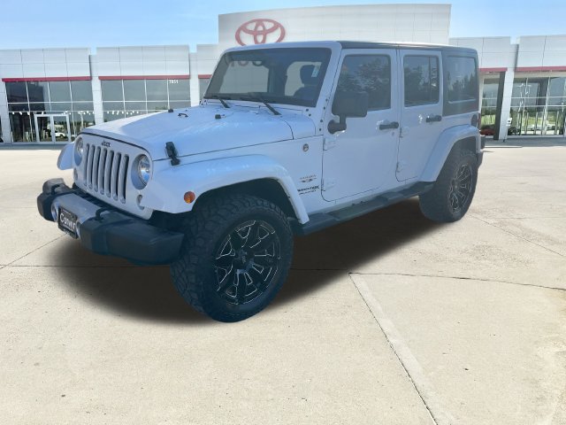 Used 2018 Jeep Wrangler Unlimited Sahara w/ Connectivity Group AWD/4WD image 7