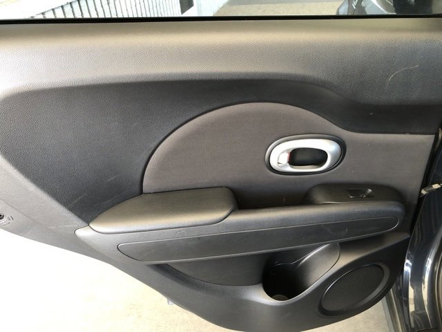Used 2016 Kia Soul + image 41