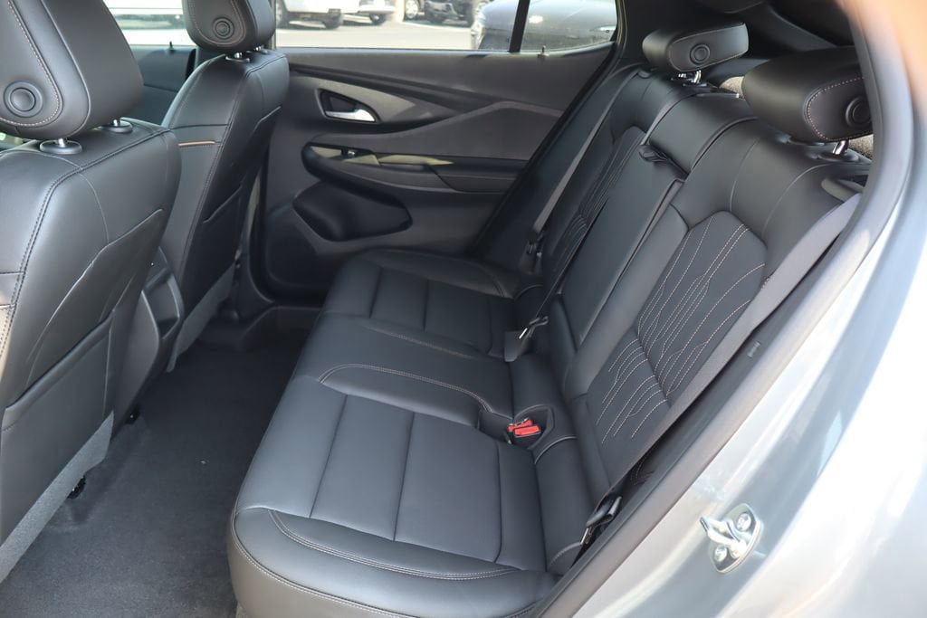 New 2026 Buick Envista Avenir image 17