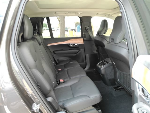 Used 2024 Volvo XC90 B6 Plus w/ Protection Package Premier AWD/4WD image 27