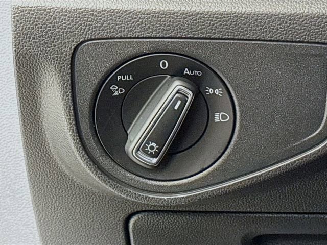 Used 2023 Volkswagen Atlas Cross Sport SE w/ Black Wheel Package image 11