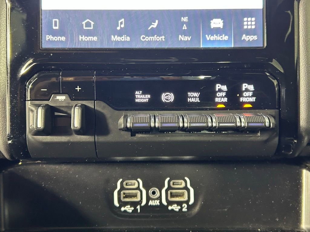 Used 2024 RAM 3500 Laramie w/ Sport Appearance Package image 23