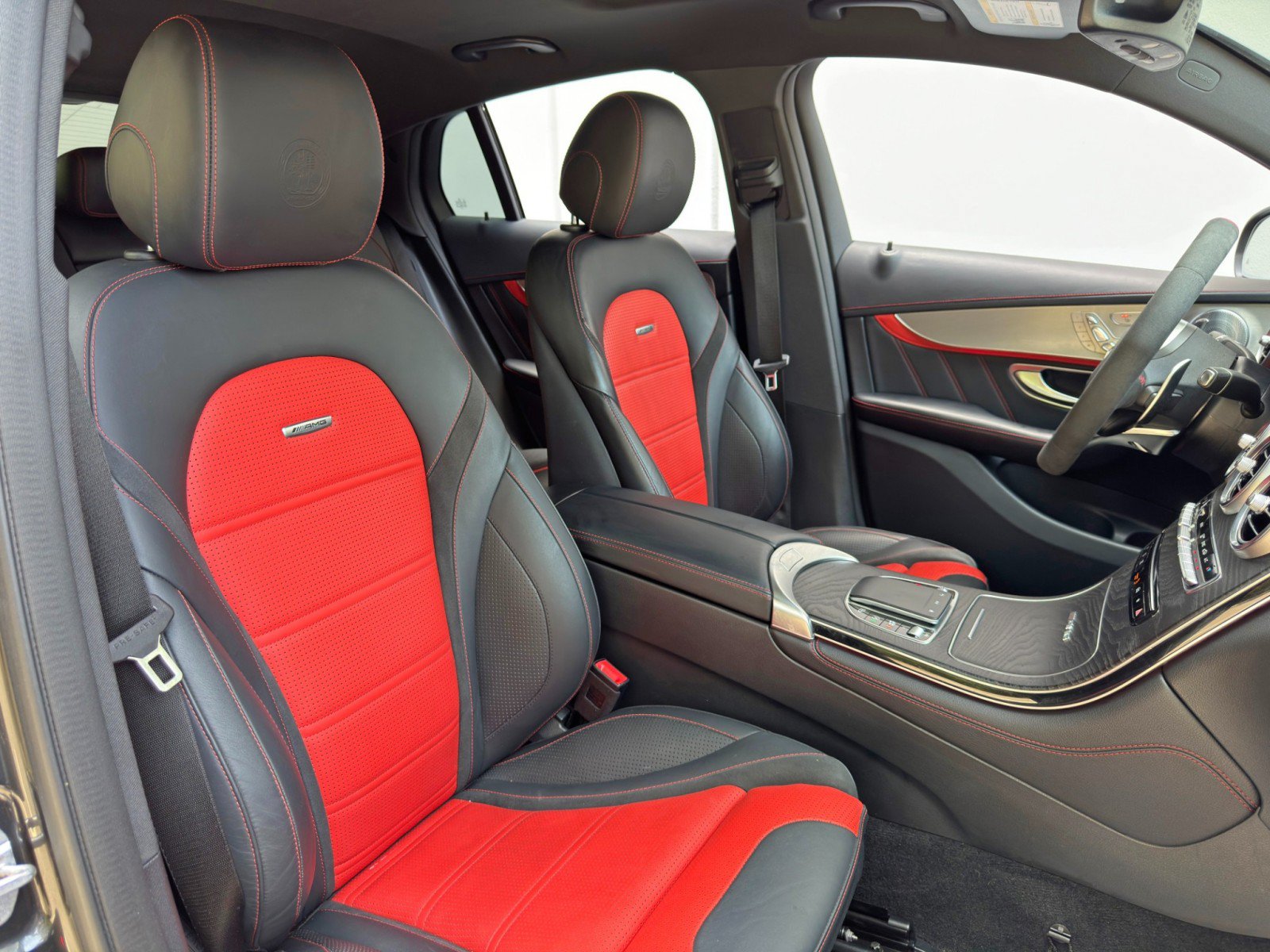 Used 2020 Mercedes-Benz GLC 63 AMG S image 42
