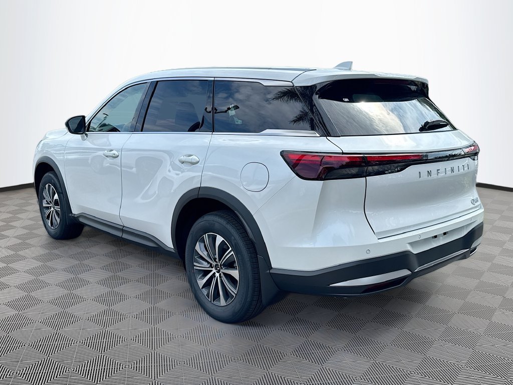 Used 2027 INFINITI QX60 Pure w/ Cargo Package FWD image 8