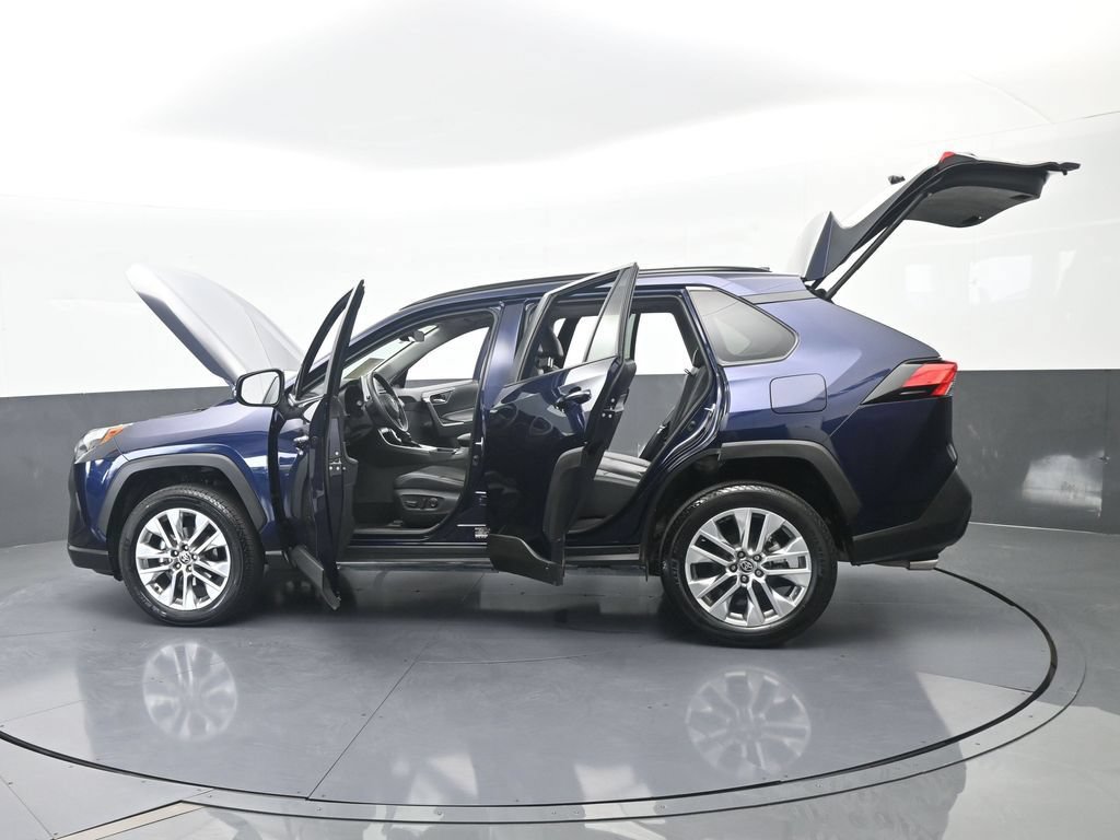 Used 2025 Toyota RAV4 XLE Premium FWD image 75