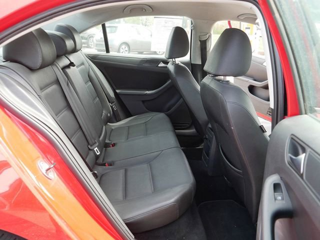Used 2012 Volkswagen Jetta SE FWD image 19