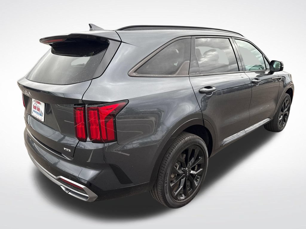 Used 2023 Kia Sorento SX AWD/4WD image 6