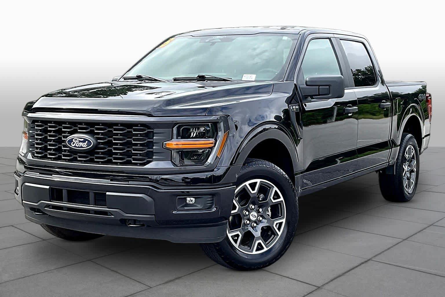 Used 2025 Ford F150 STX w/ Equipment Group 200A AWD/4WD image 3