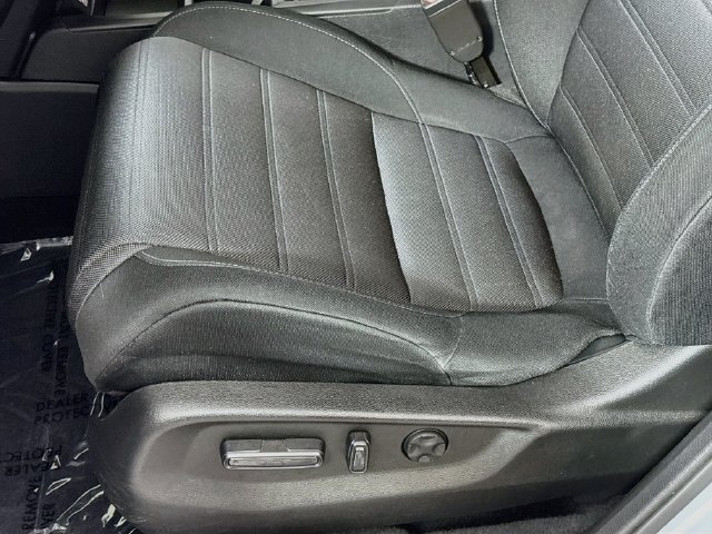 Used 2022 Honda CR-V EX image 18